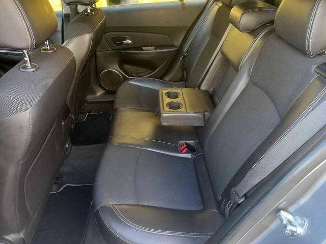 CHEVROLET Cruze usata, con Park Distance Control
