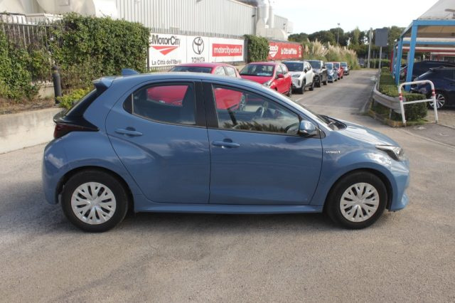 TOYOTA Yaris usata, con Bluetooth