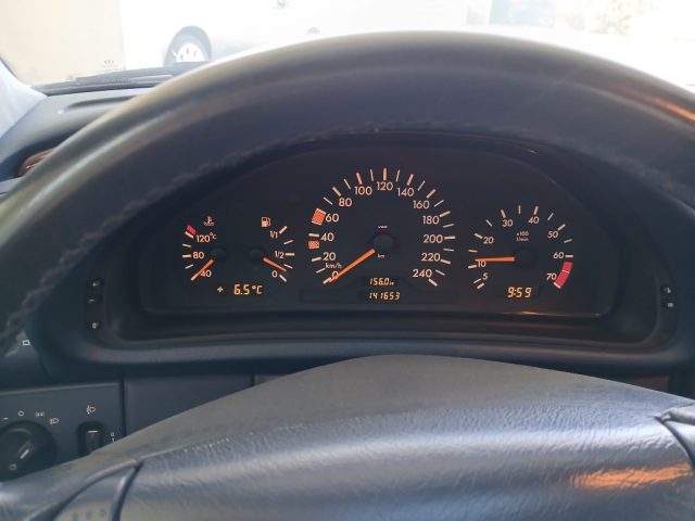 MERCEDES-BENZ CLK 200 usata, con Controllo trazione