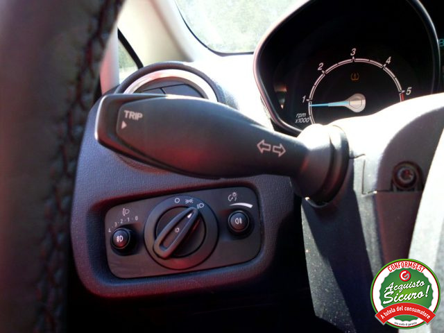 FORD Fiesta usata, con Airbag posteriore