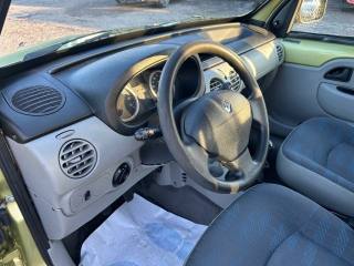 RENAULT Kangoo usata, con Climatizzatore