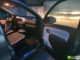 RENAULT Twingo usata, con USB