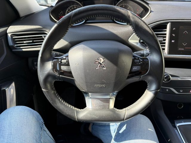 PEUGEOT 308 usata, con Cruise Control