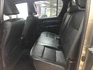 TOYOTA Hilux usata, con Regolazione elettrica sedili