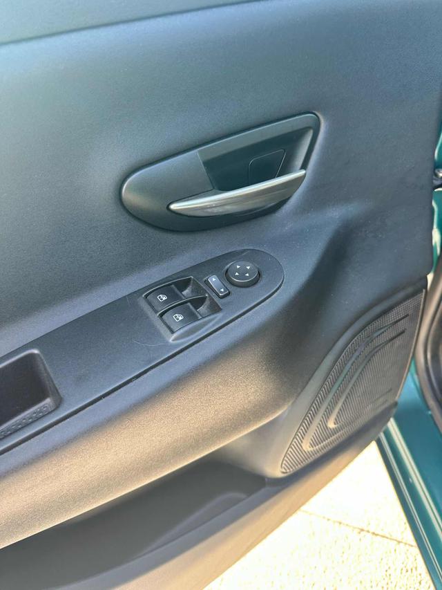 LANCIA Ypsilon usata, con Park Distance Control