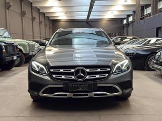 MERCEDES-BENZ E 220 usata, con Airbag