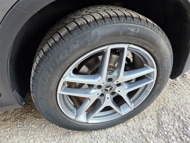 MERCEDES-BENZ GLC 250 usata, con Leve al volante