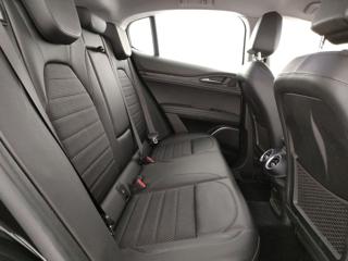 ALFA ROMEO Stelvio usata, con Interni in pelle