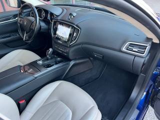 MASERATI Ghibli usata, con Autoradio