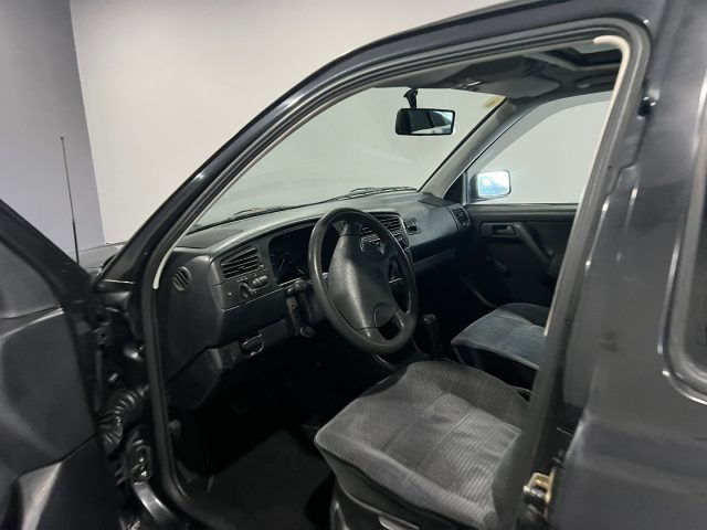 VOLKSWAGEN Golf usata, con Lettore CD