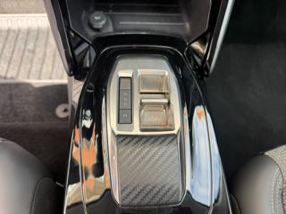 PEUGEOT 208 usata, con USB