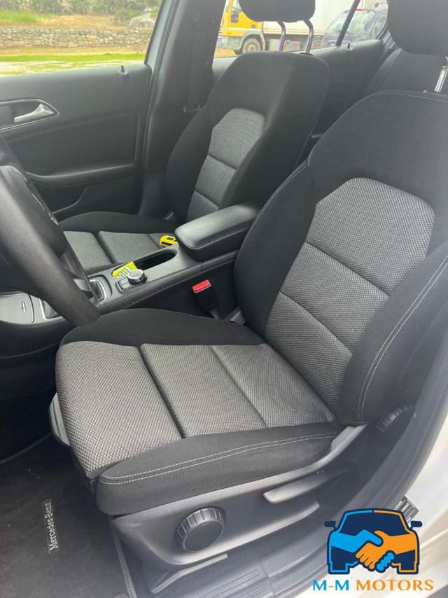 MERCEDES-BENZ GLA 180 usata, con ESP