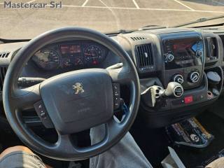PEUGEOT Boxer usata, con Vivavoce