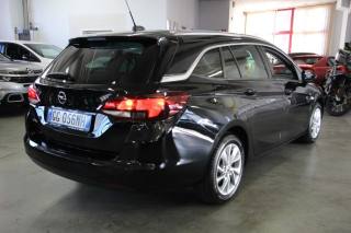 OPEL Astra usata, con Alzacristalli elettrici