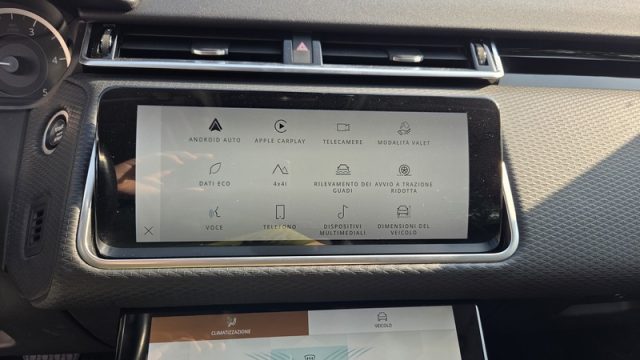 LAND ROVER Range Rover Velar usata, con Autoradio digitale