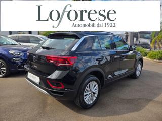 VOLKSWAGEN T-Roc usata, con Autoradio