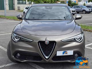 ALFA ROMEO Stelvio usata, con Airbag