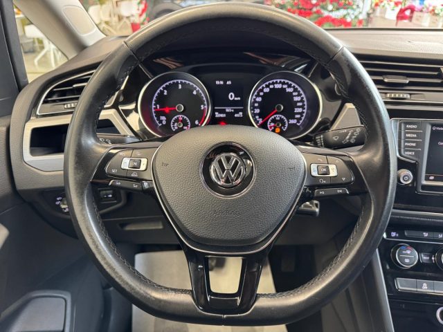 VOLKSWAGEN Touran usata, con Controllo trazione