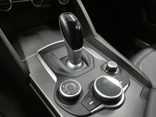 ALFA ROMEO Giulia usata, con Sedile posteriore sdoppiato