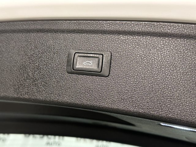 AUDI Q5 usata, con USB
