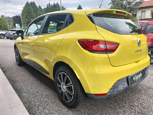 RENAULT Clio usata, con Autoradio
