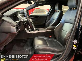 JAGUAR XE usata, con Cruise Control