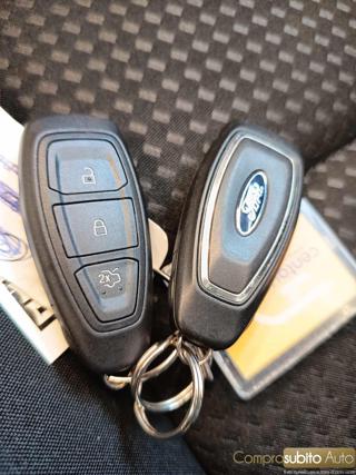 FORD Focus usata, con Park Distance Control