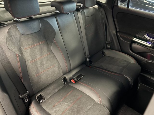 MERCEDES-BENZ GLA 180 usata, con Sistema di navigazione