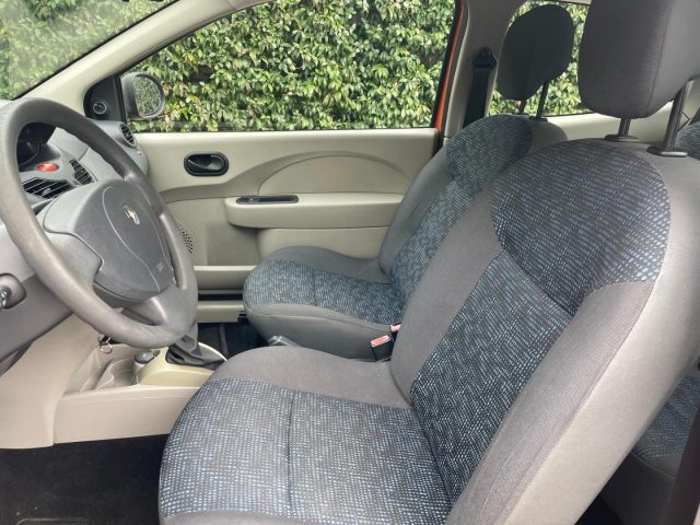 RENAULT Twingo usata 12