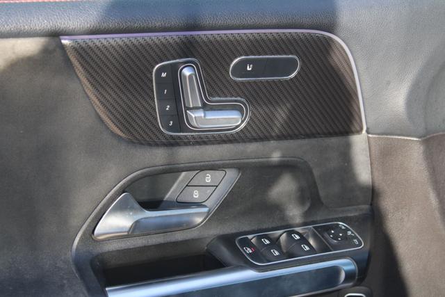 MERCEDES-BENZ GLB 200 usata, con Cerchi in lega