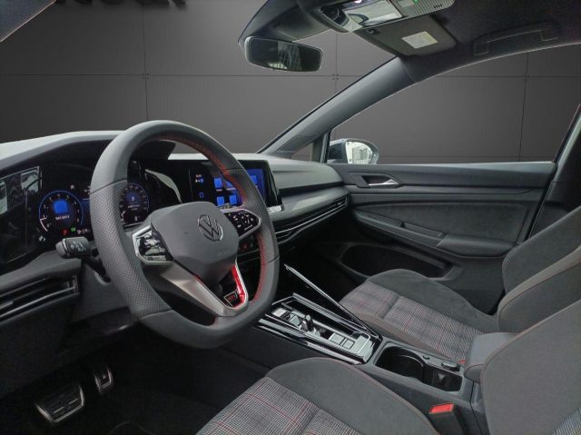 VOLKSWAGEN Golf usata, con ESP
