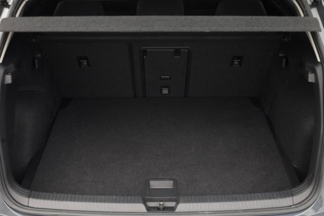 VOLKSWAGEN Golf usata, con Fari bi-xeno