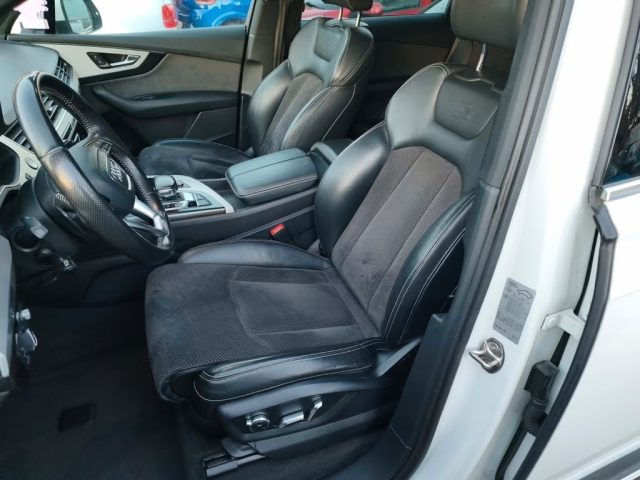 AUDI Q7 usata, con Boardcomputer