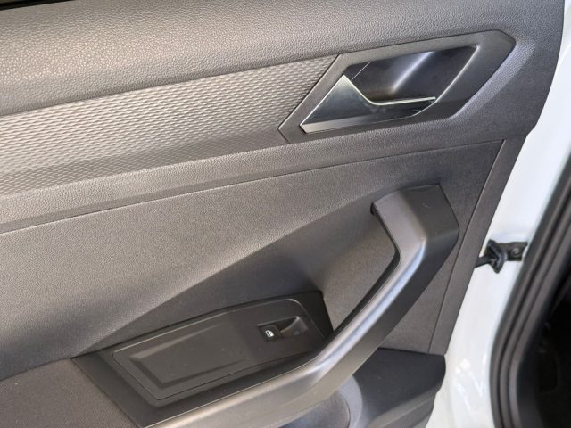 VOLKSWAGEN T-Roc usata, con Airbag testa