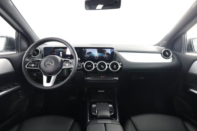 MERCEDES-BENZ CLA usata 4