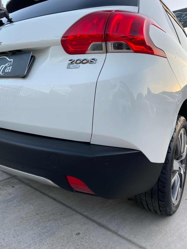 PEUGEOT 2008 usata, con Alzacristalli elettrici