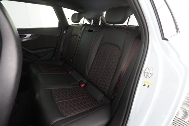 AUDI RS4 usata 10