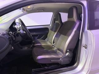 VOLKSWAGEN up! usata 9