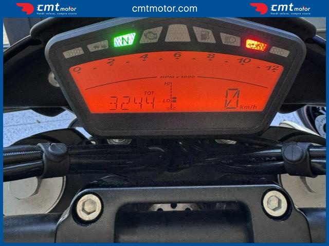 DUCATI Hypermotard 796 usata 4