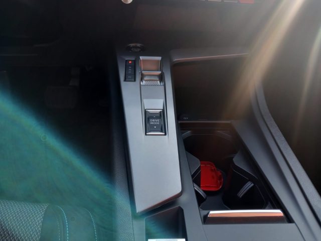 PEUGEOT 308 usata, con Sensore di pioggia