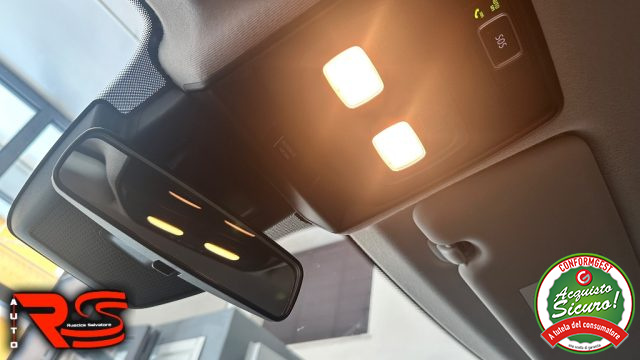 RENAULT Clio usata, con USB