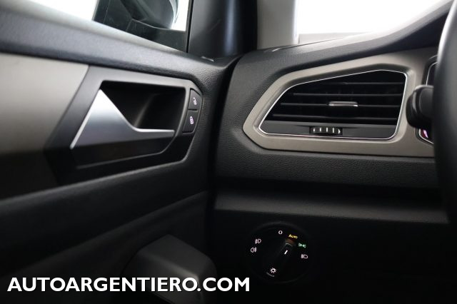 VOLKSWAGEN T-Roc usata, con Luci diurne LED