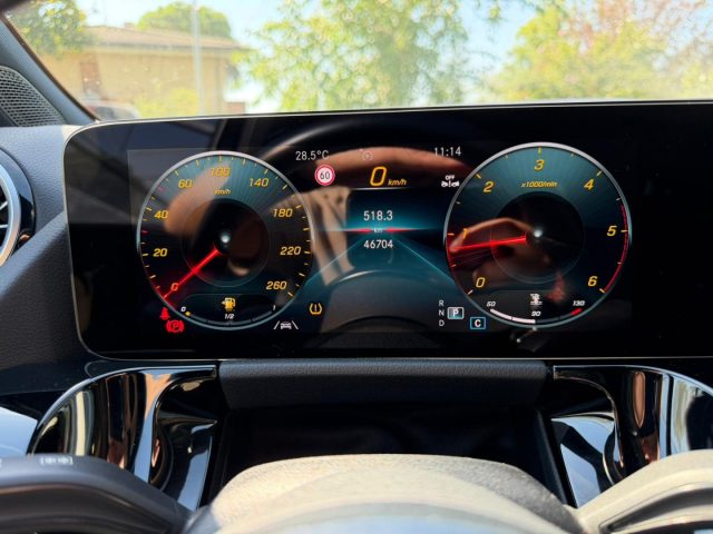 MERCEDES-BENZ GLA 180 usata, con Cruise Control