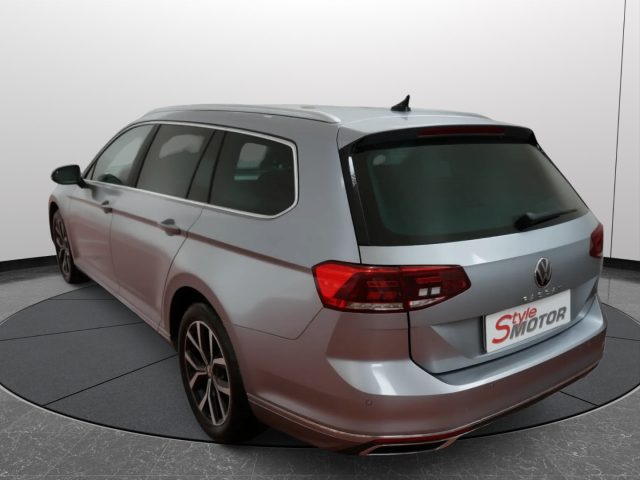 VOLKSWAGEN Passat Variant usata, con Airbag Passeggero