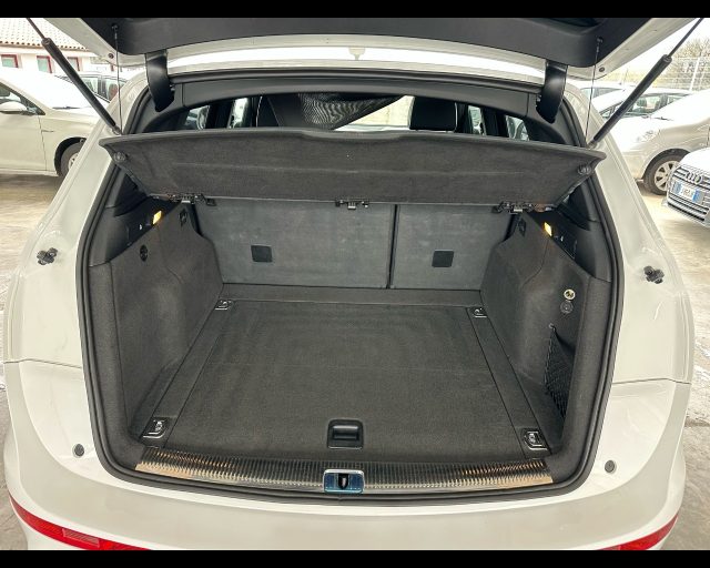 AUDI Q5 usata, con Specchietti laterali elettrici