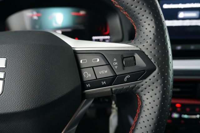 SEAT Arona usata, con Sedile posteriore sdoppiato