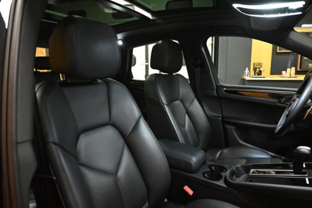 PORSCHE Macan usata 41