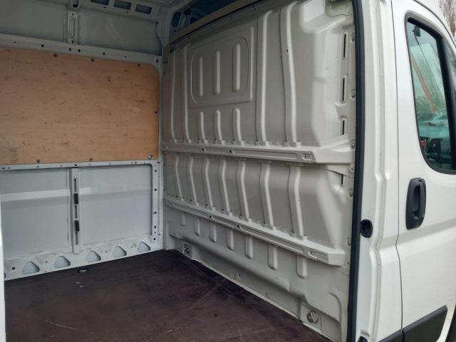 PEUGEOT Boxer usata, con Controllo trazione