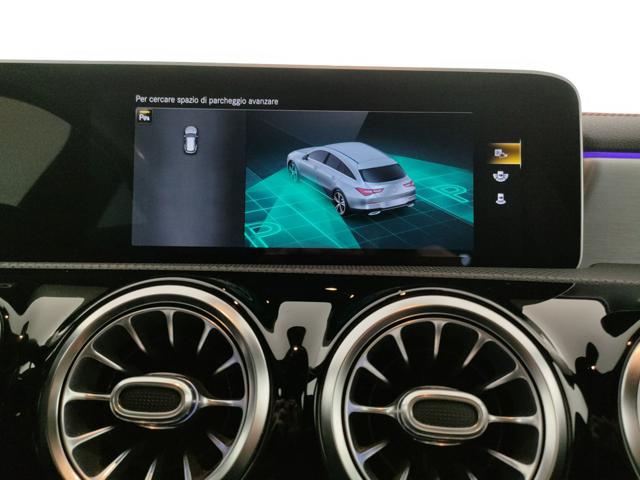 MERCEDES-BENZ CLA 180 usata, con Leve al volante