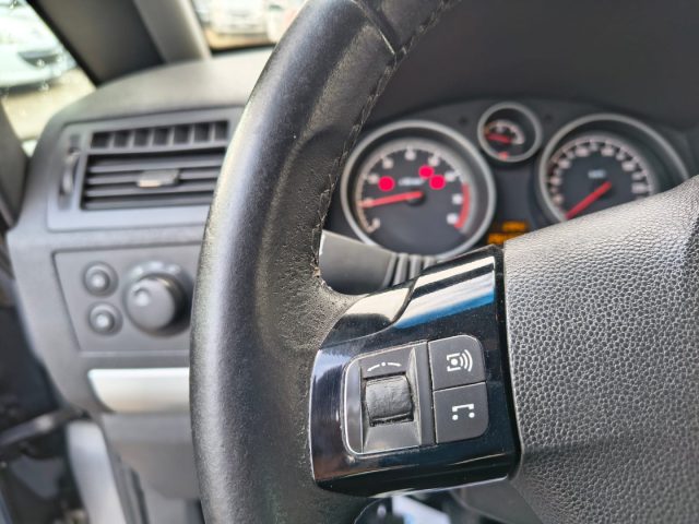 OPEL Zafira usata, con Chiusura centralizzata